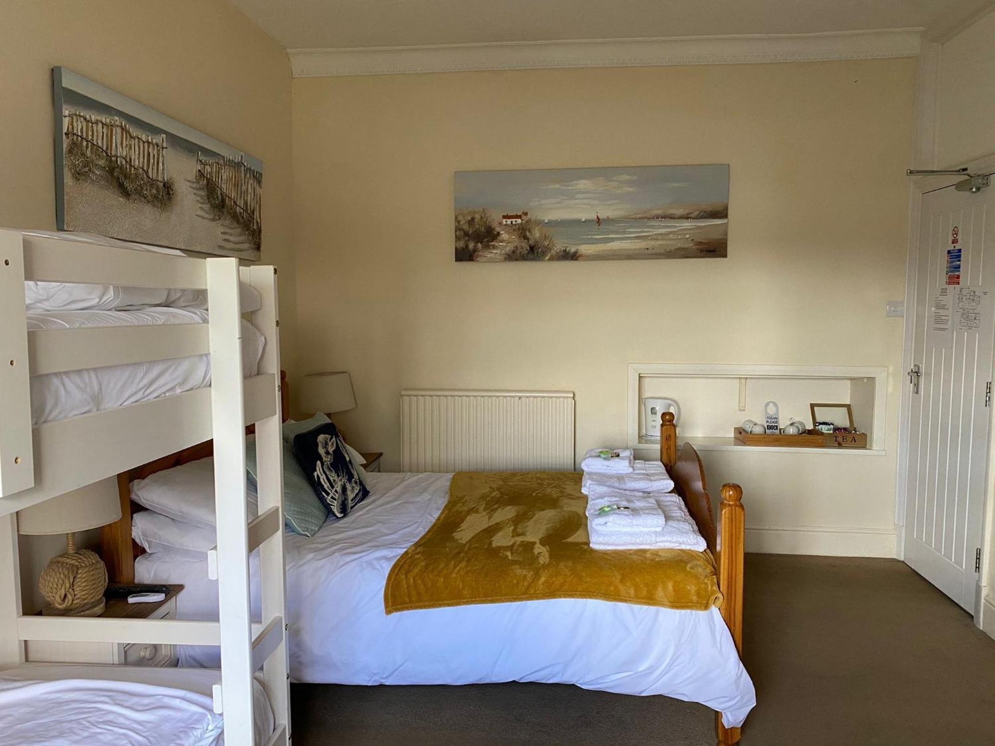 Red Lion Bed & Breakfast Winfrith Newburgh Room photo